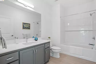 500 Somi Ct #301, Hayward, CA 94544 - Photo 18