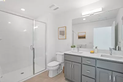 500 Somi Ct #301, Hayward, CA 94544 - Photo 14