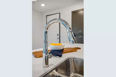 500 Somi Ct #301, Hayward, CA 94544 - Photo 4