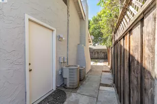 6735 Stephan Ct, Gilroy, CA 95020 - Photo 34