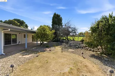 3142 Van Buren Pl, Antioch, CA 94509 - Photo 42