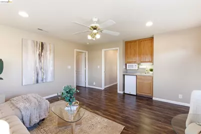 3142 Van Buren Pl, Antioch, CA 94509 - Photo 32