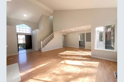 2270 Bayberry Cir, Pittsburg, CA 94565 - Photo 12