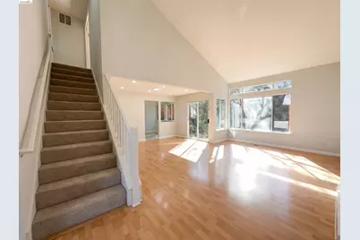 2270 Bayberry Cir, Pittsburg, CA 94565 - Photo 10