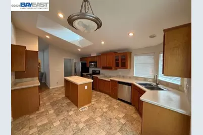 407 Santa Monica, San Leandro, CA 94579 - Photo 14