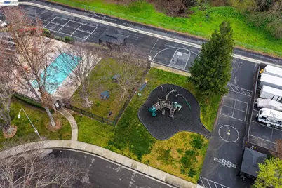 8185 Arroyo Dr #4, Pleasanton, CA 94588 - Photo 30