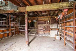 1033 2nd Ave, Crockett, CA 94525 - Photo 36