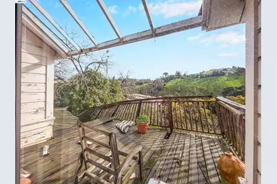 1033 2nd Ave, Crockett, CA 94525 - Photo 22