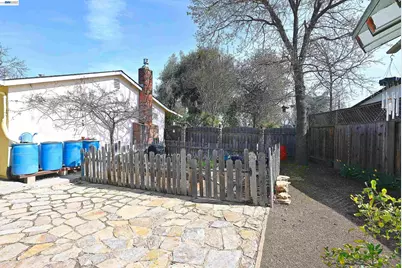 319 Pearl Dr, Livermore, CA 94550 - Photo 28