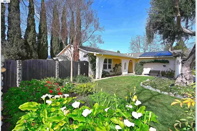 319 Pearl Dr, Livermore, CA 94550 - Photo 2