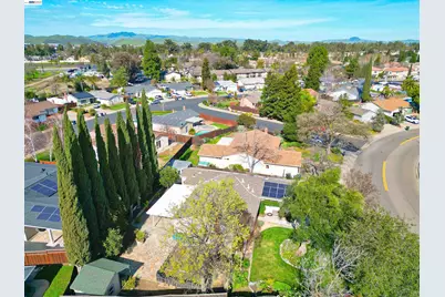 319 Pearl Dr, Livermore, CA 94550 - Photo 34