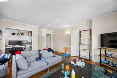 367 41st St, Oakland, CA 94609 - Photo 10