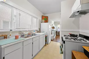 4045 Manila Ave, Oakland, CA 94609 - Photo 30