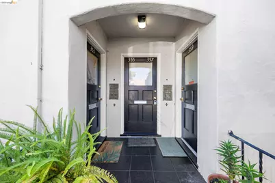 359 41st St, Oakland, CA 94609 - Photo 8