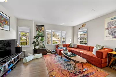 359 41st St, Oakland, CA 94609 - Photo 28