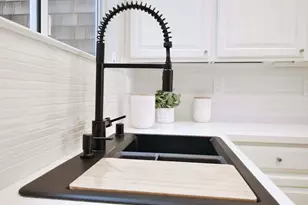 2050 Divisadero St, San Francisco, CA 94115 - Photo 12