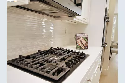 2050 Divisadero St #APT 2, San Francisco, CA 94115 - Photo 14