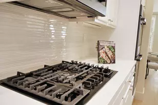 2050 Divisadero St, San Francisco, CA 94115 - Photo 14