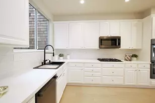 2050 Divisadero St, San Francisco, CA 94115 - Photo 14