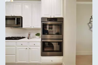 2050 Divisadero St #APT 2, San Francisco, CA 94115 - Photo 12