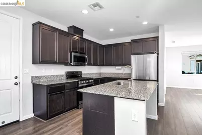 126 Halsey Wy, Pittsburg, CA 94565 - Photo 8