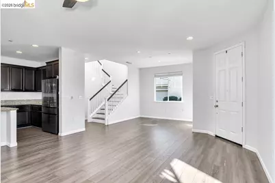 126 Halsey Wy, Pittsburg, CA 94565 - Photo 6