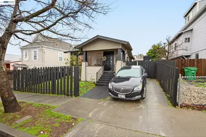 2724 22nd St, Oakland, CA 94601 - Photo 1