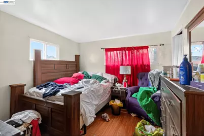 2724 22nd St, Oakland, CA 94601 - Photo 10