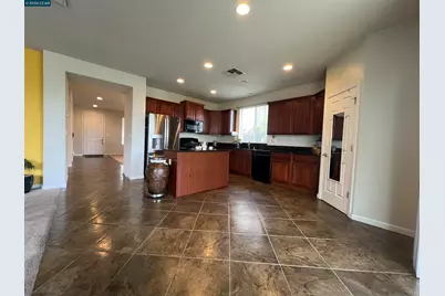 2144 Stansfield, Roseville, CA 95747 - Photo 6