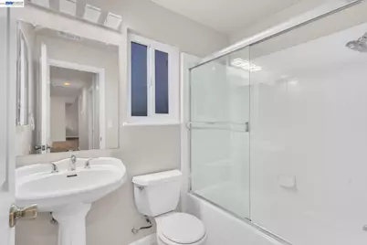 1820 Willow Creek Drive, Tracy, CA 95376 - Photo 22