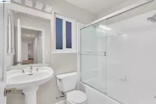 1820 Willow Creek Dr, Tracy, CA 95376 - Photo 22