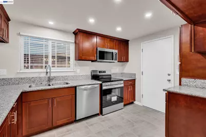 1820 Willow Creek Drive, Tracy, CA 95376 - Photo 8