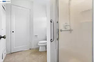 18028 Almond Rd, Castro Valley, CA 94546 - Photo 24