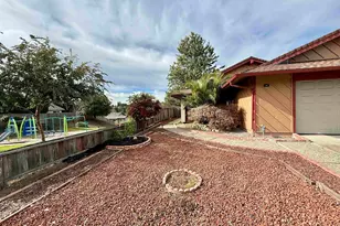 797 Coral Ridge Cir, Rodeo, CA 94572 - Photo 4