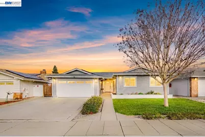 575 Bell Ave, Livermore, CA 94550 - Photo 1