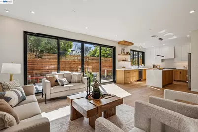 1142 Dwight, Berkeley, CA 94702 - Photo 10