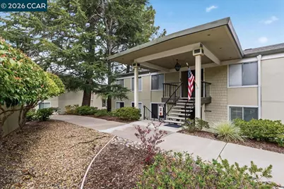 3112 Ptarmigan Dr #4, Walnut Creek, CA 94595 - Photo 4