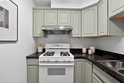 801 Franklin #1119, Oakland, CA 94607 - Photo 16