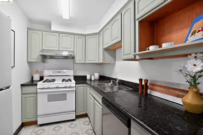 801 Franklin #1119, Oakland, CA 94607 - Photo 18