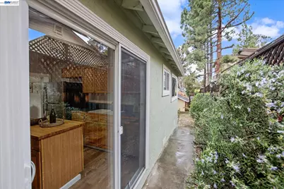 1696 East Ave, Hayward, CA 94541 - Photo 22