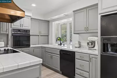 1656 Foothill Park Circle, Lafayette, CA 94549 - Photo 8