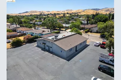 4015 Railroad Ave, Pittsburg, CA 94565 - Photo 8