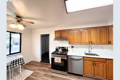 280 Calais Dr, Pinole, CA 94564 - Photo 12