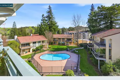 1501 Ptarmigan Dr #1C, Walnut Creek, CA 94595 - Photo 1