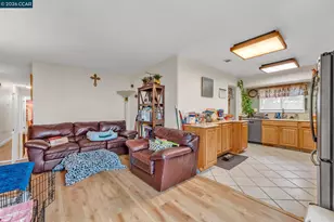 618 Kinglet, Suisun City, CA 94585 - Photo 28