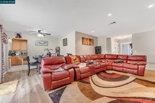 618 Kinglet, Suisun City, CA 94585 - Photo 8