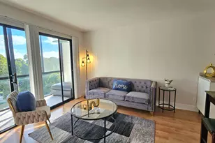 4 Captain Dr, Emeryville, CA 94608 - Photo 2