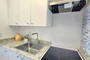 4 Captain Dr, Emeryville, CA 94608 - Photo 8