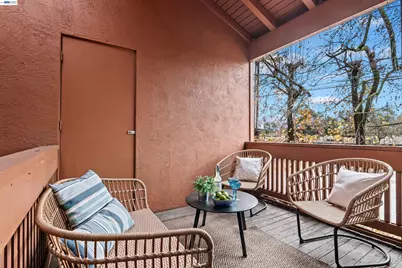 810 Oak Grove Rd #104, Concord, CA 94518 - Photo 4