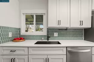 1346 Montana Dr, Concord, CA 94521 - Photo 6